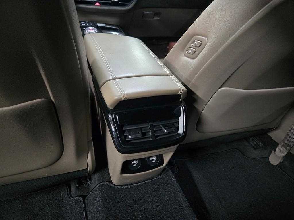 기아 K8 2.5 2WD 노블레스 라이트 이미지 17