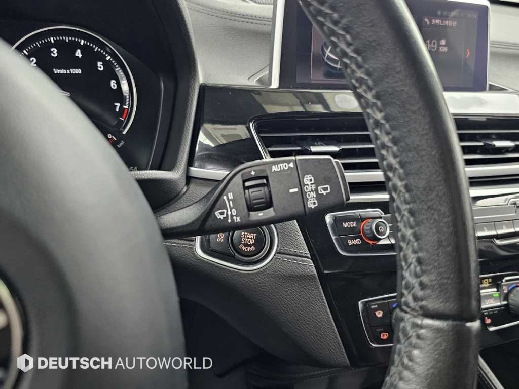 BMW X1 X1 (F48) xDrive 20i xLine 스페셜에디션 이미지 17
