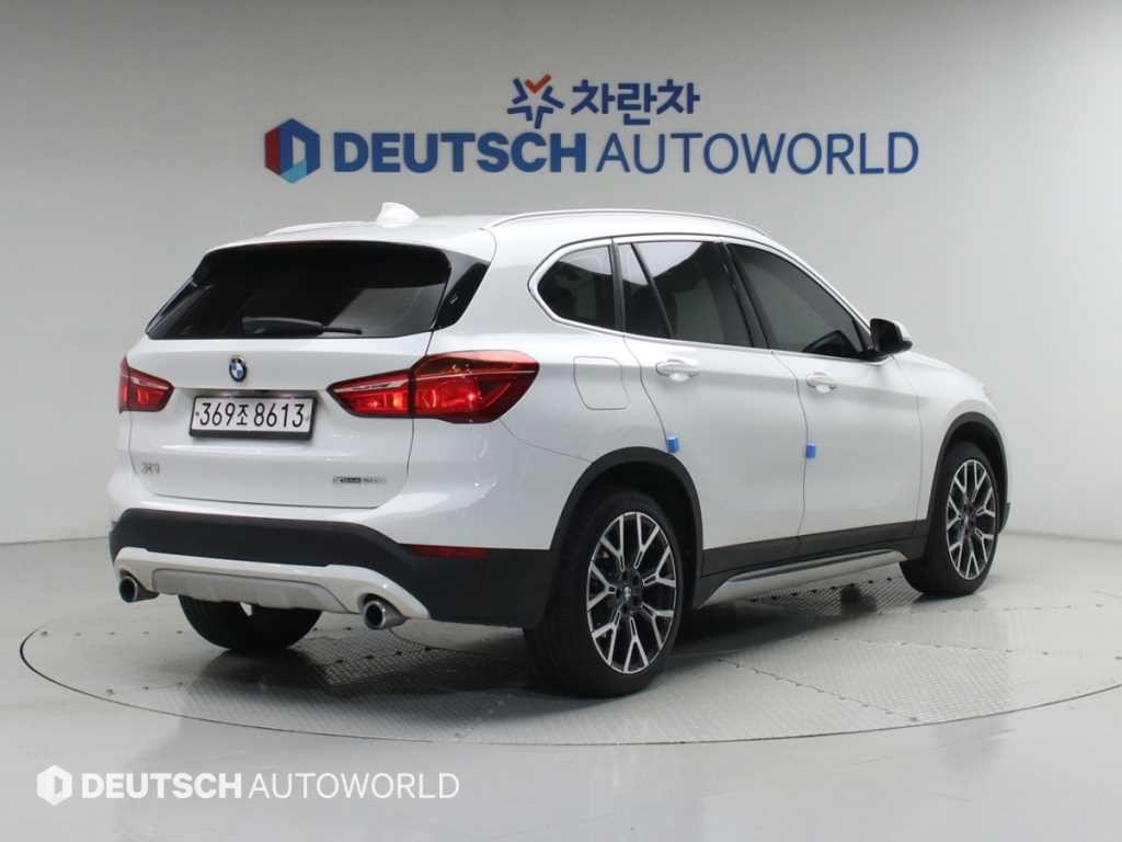BMW X1 X1 (F48) xDrive 20i xLine 스페셜에디션 이미지 2
