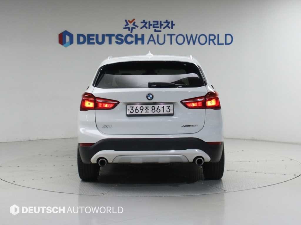 BMW X1 X1 (F48) xDrive 20i xLine 스페셜에디션 이미지 4