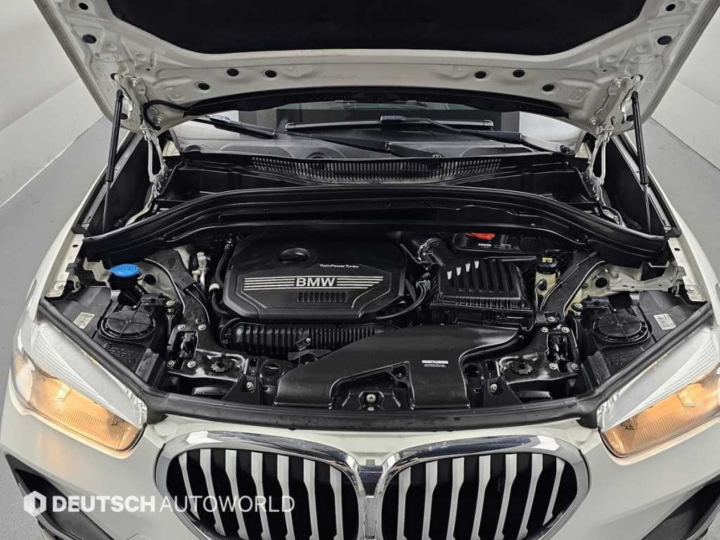 BMW X1 X1 (F48) xDrive 20i xLine 스페셜에디션 이미지 6