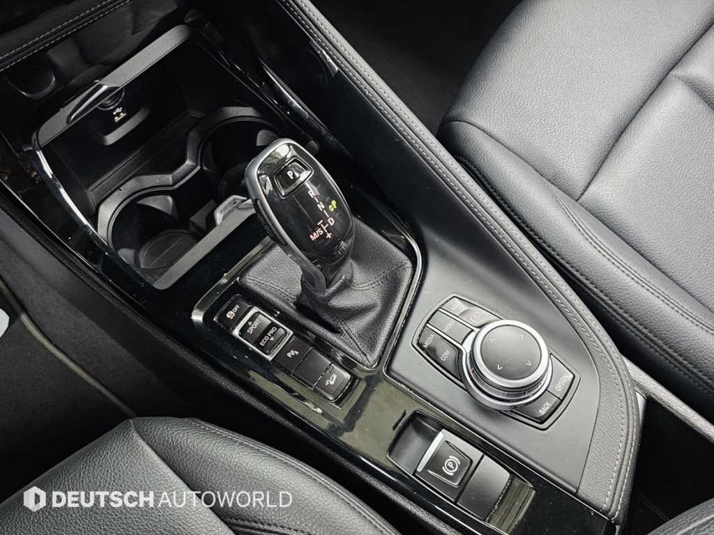 BMW X1 X1 (F48) xDrive 20i xLine 스페셜에디션 이미지 9