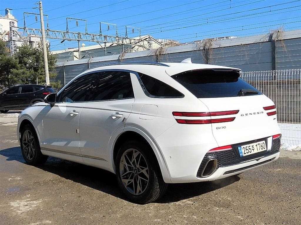 제네시스 GV70 2.5T 가솔린 AWD 기본형 이미지 3