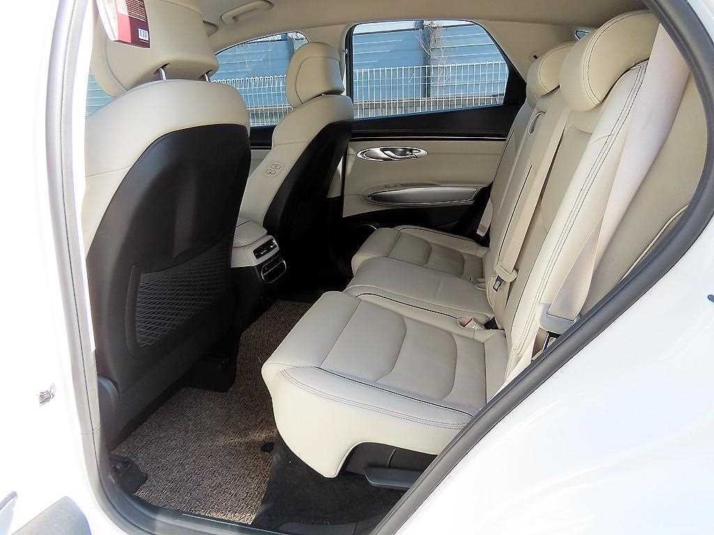 제네시스 GV70 2.5T 가솔린 AWD 기본형 이미지 6