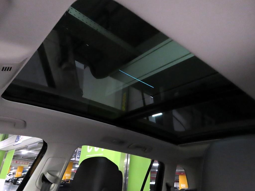 폭스바겐 티구안 티구안 올스페이스 2.0 TSI 프레스티지 이미지 16