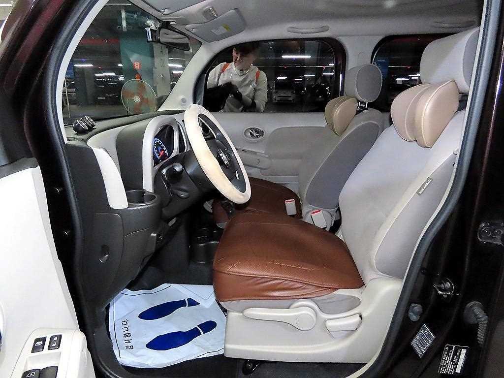 닛산 큐브 1.8 SL 이미지 6