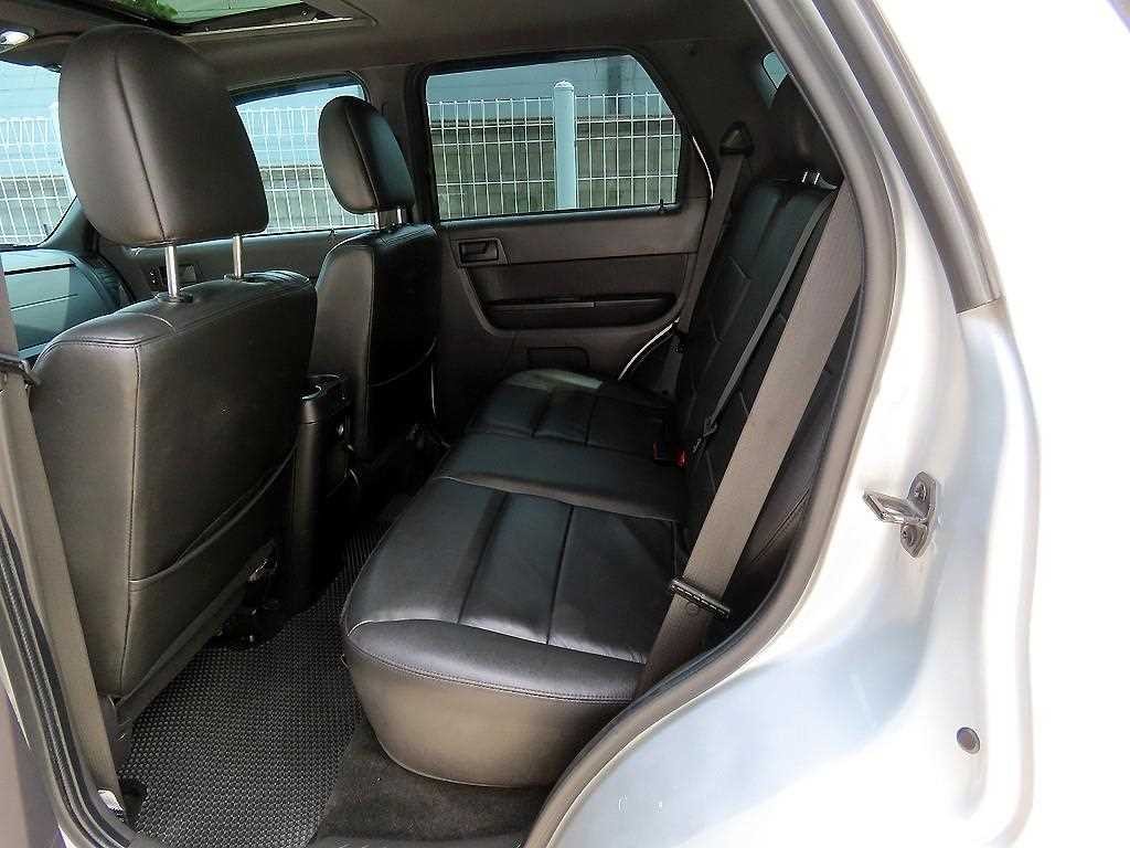 포드 이스케이프 2.5 XLT 4WD 이미지 6
