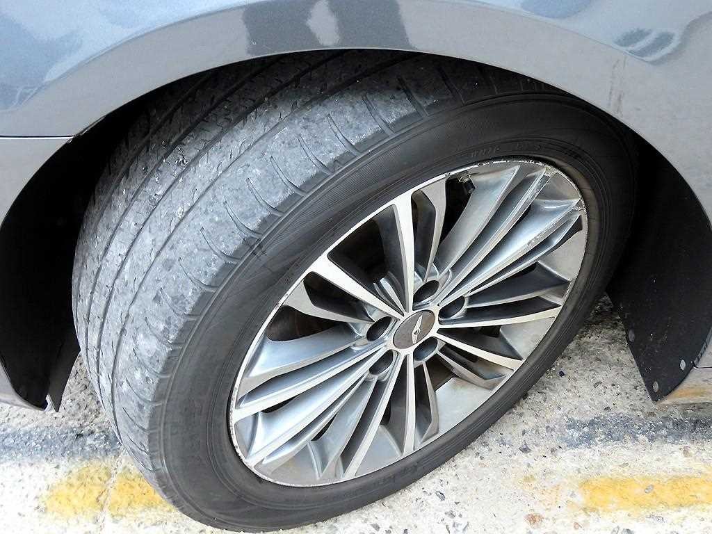 제네시스 EQ900 3.3 T-GDI AWD 럭셔리 이미지 20