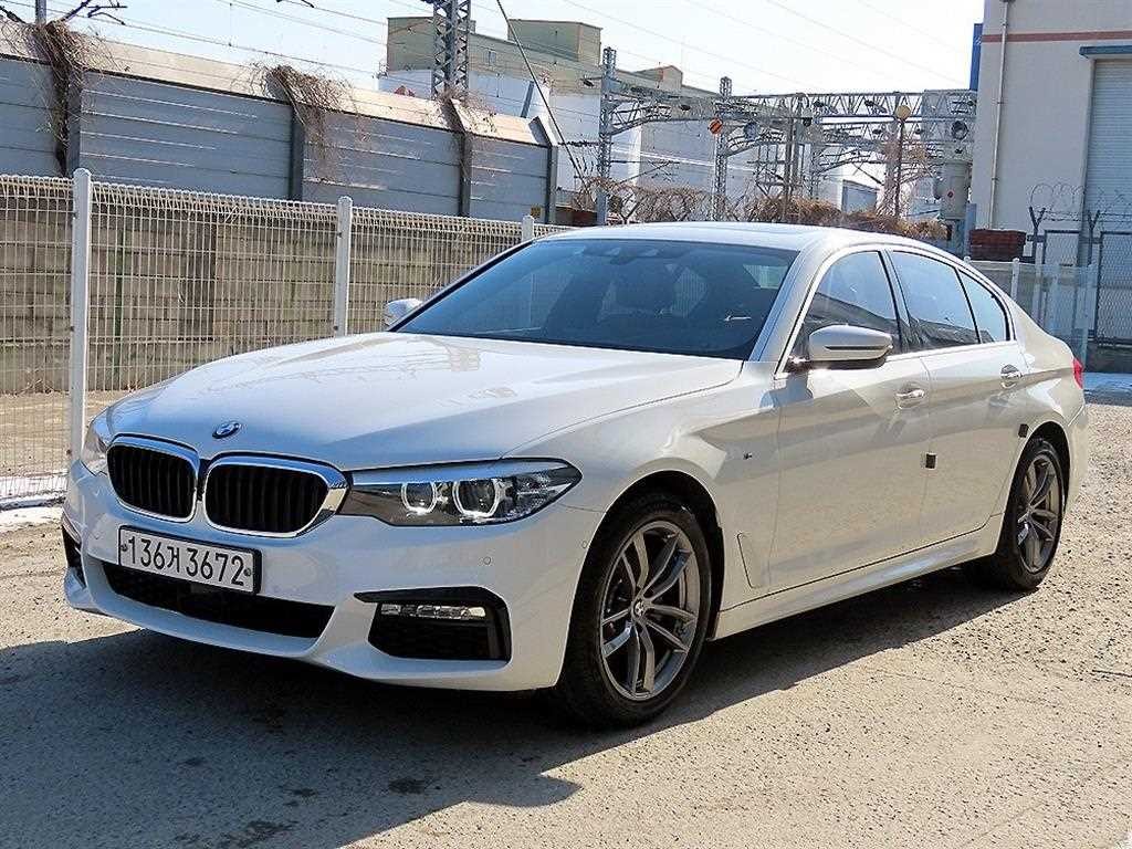 BMW 5시리즈 5시리즈 (G30) 520d M 스포츠 스페셜 에디션 이미지 2