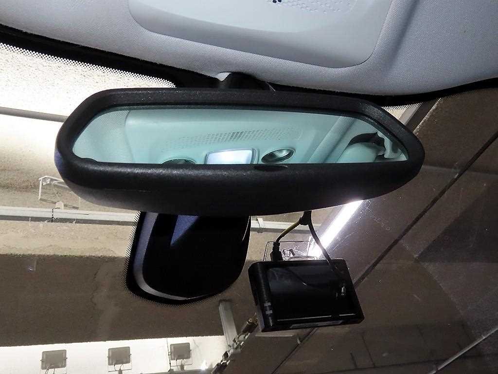 푸조 2008 1.6 E-HDI 펠린 L 이미지 16