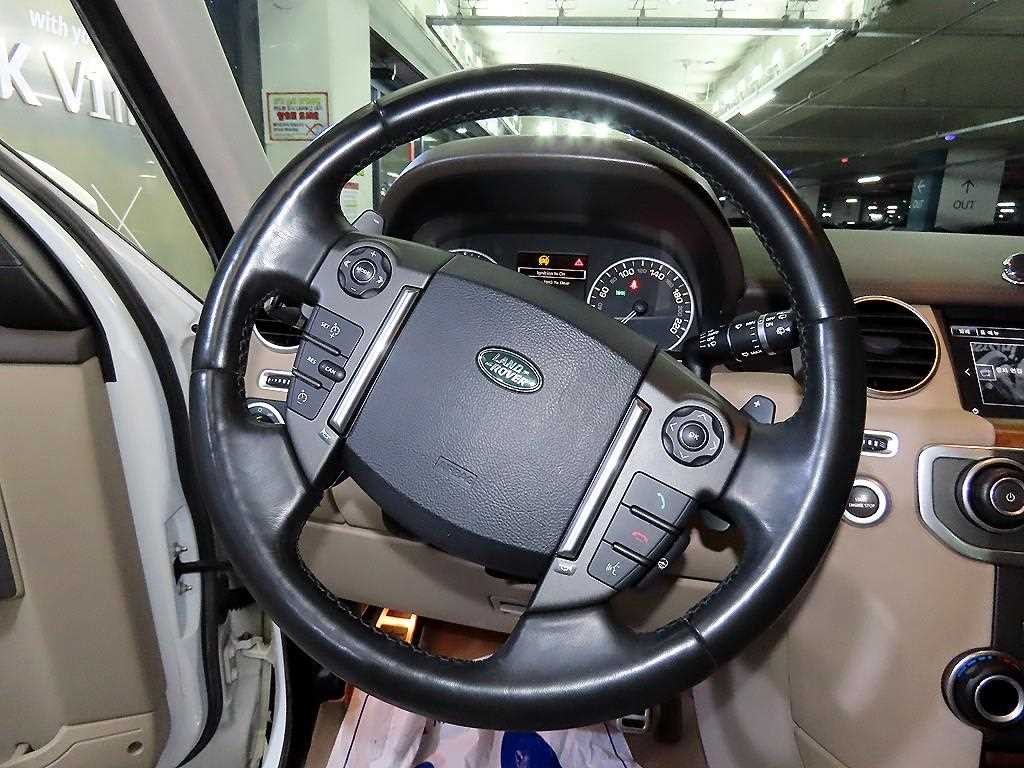 랜드로버 디스커버리 디스커버리4 3.0 SDV6 SE 이미지 8