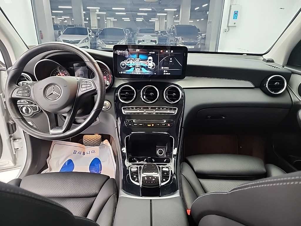 벤츠 GLC 클래스 GLC클래스 X253 GLC 350 e 4MATIC 프리미엄 이미지 7