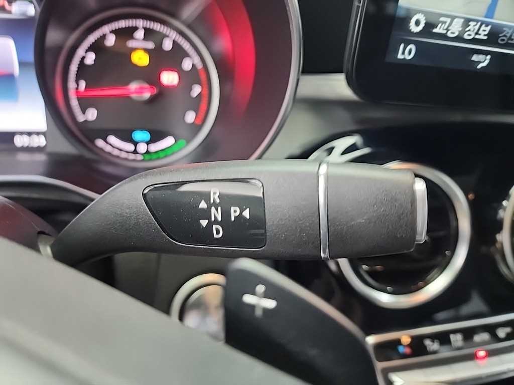 벤츠 GLC 클래스 GLC클래스 X253 GLC 350 e 4MATIC 프리미엄 이미지 8
