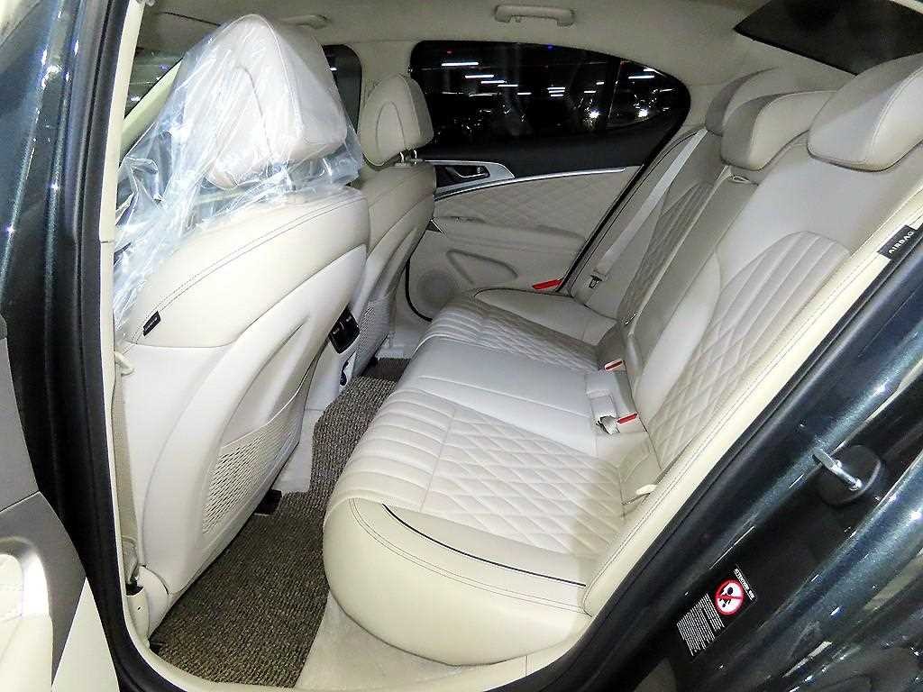 제네시스 G70 3.3T 스포츠 프레스티지 이미지 7