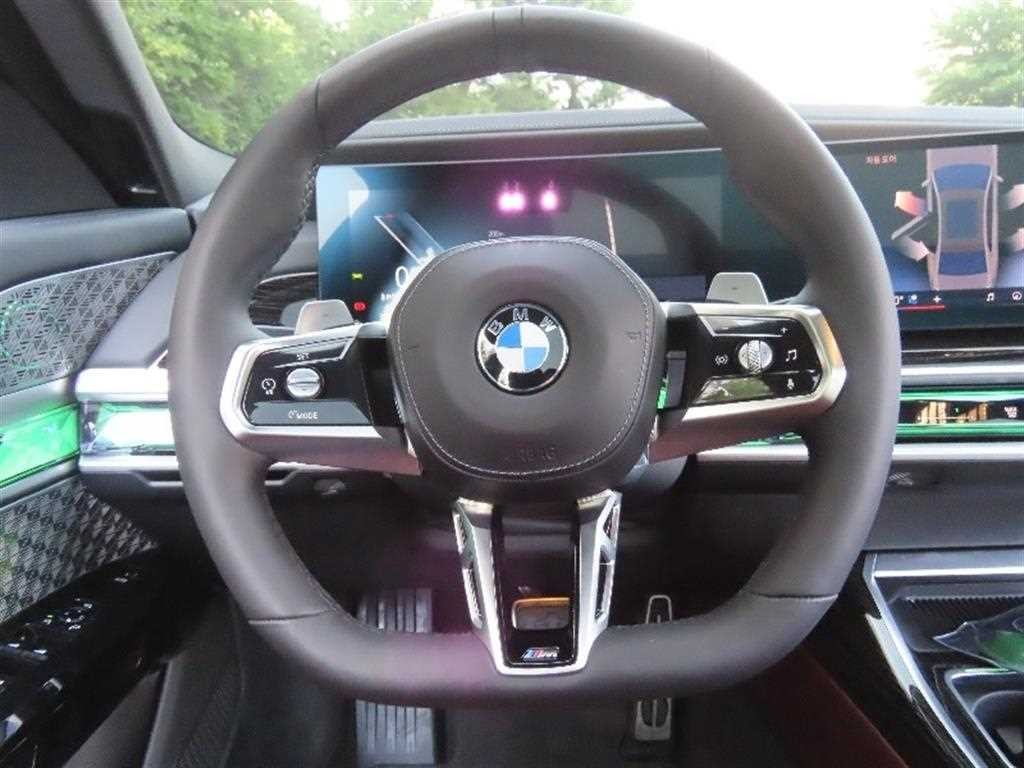 BMW 7시리즈 7시리즈 (G70) 740i xDrive M 스포츠 리미티드 이미지 16
