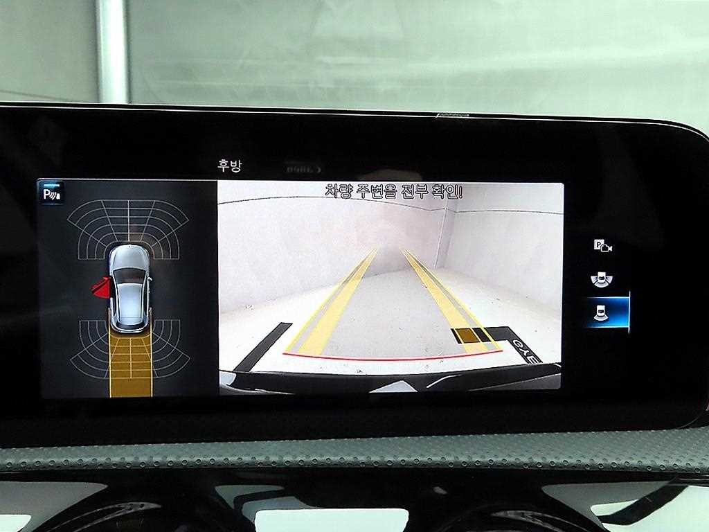 벤츠 A 클래스 A클래스 W177 A220 해치백 이미지 17