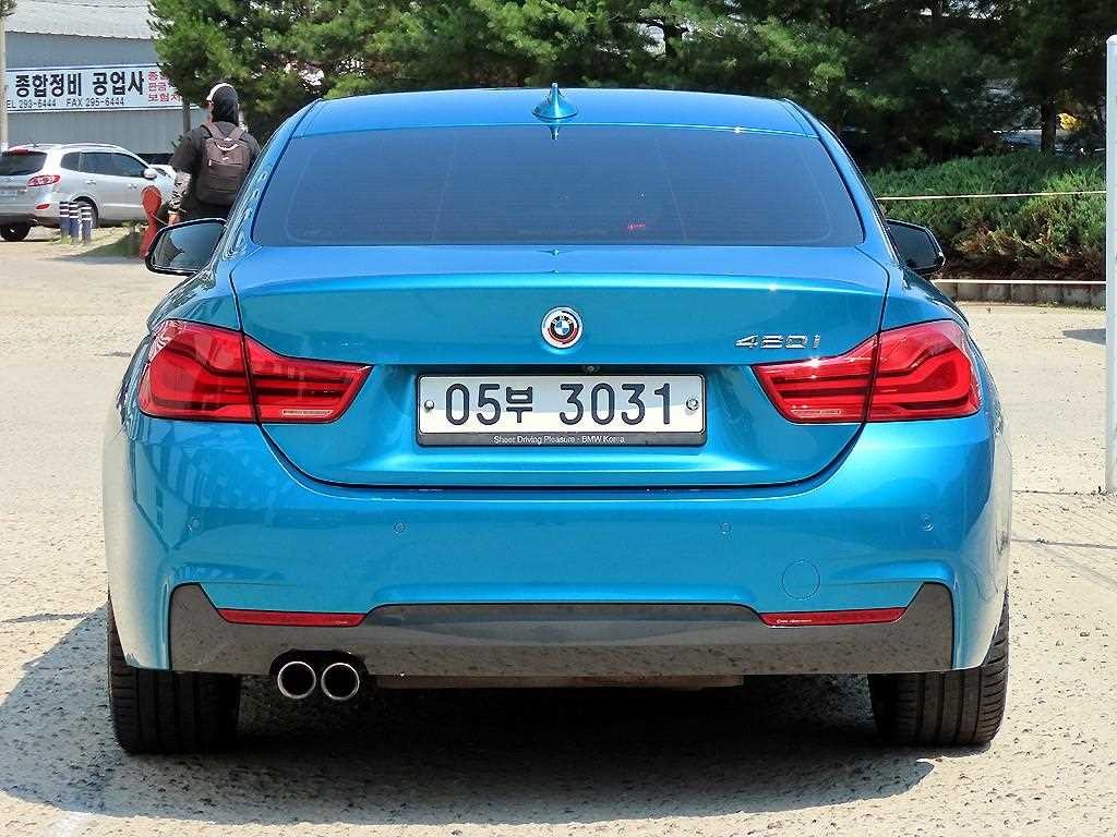BMW 4시리즈 4시리즈 (F32) 420i 쿠페 M 스포츠 이미지 4