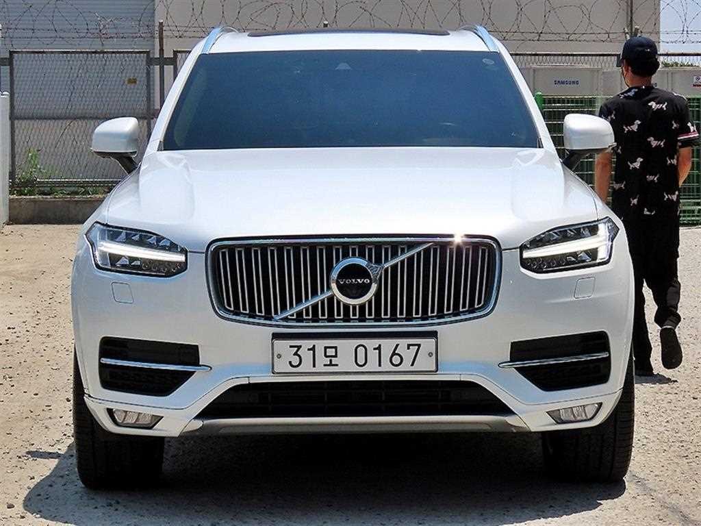볼보 XC90 XC90 2세대 2.0 T6 AWD 인스크립션 이미지 1
