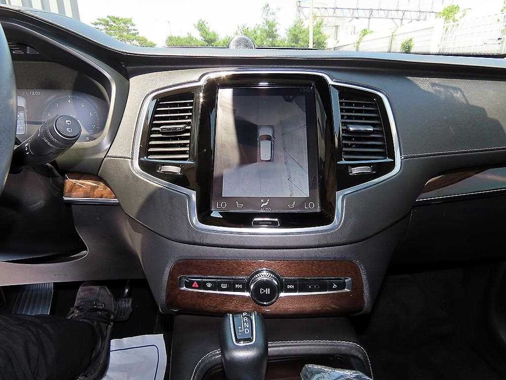 볼보 XC90 XC90 2세대 2.0 T6 AWD 인스크립션 이미지 13