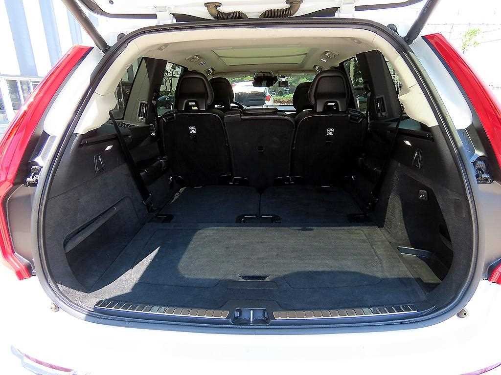볼보 XC90 XC90 2세대 2.0 T6 AWD 인스크립션 이미지 17