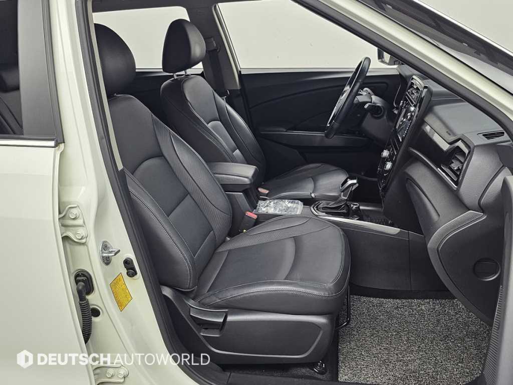 KG모빌리티(쌍용) 티볼리 베리 뉴 티볼리 2WD 가솔린 1.5 V3 이미지 10