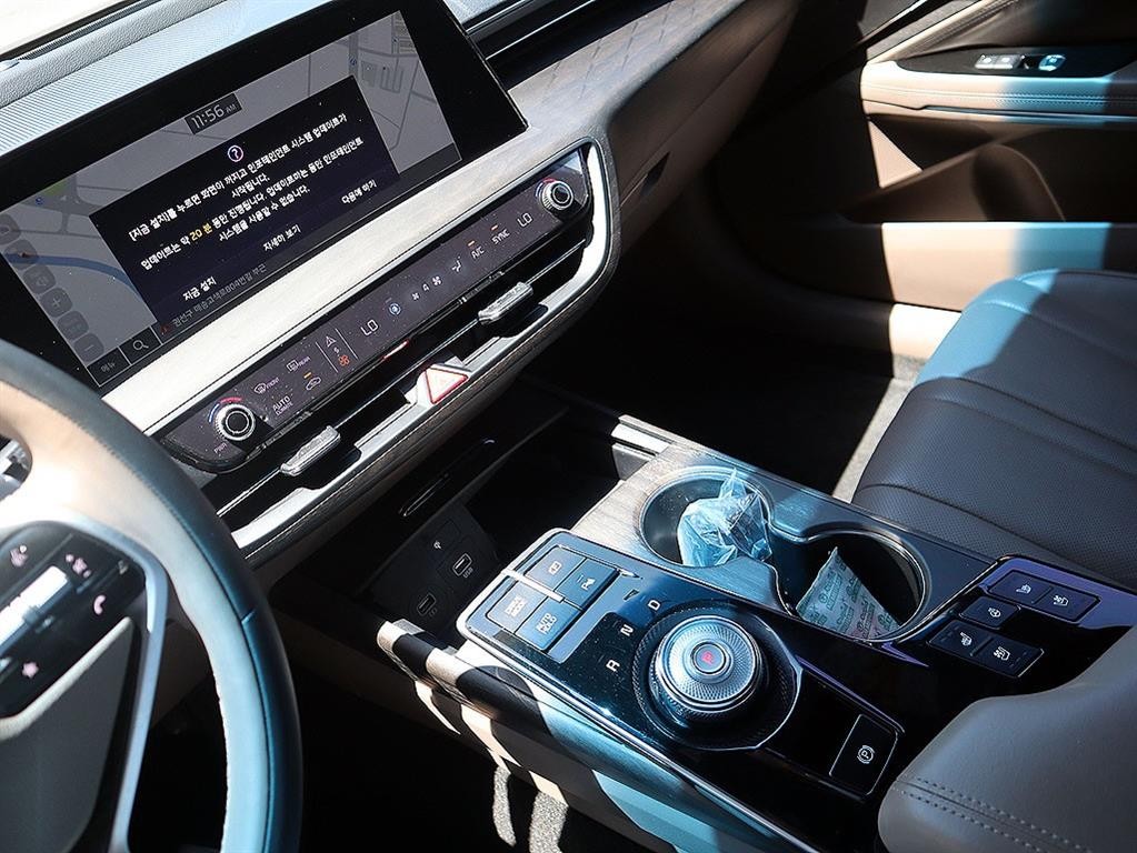 기아 K8 2.5 2WD 노블레스 이미지 10