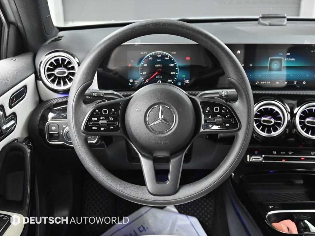 벤츠 A 클래스 A클래스 W177 A220 해치백 이미지 13
