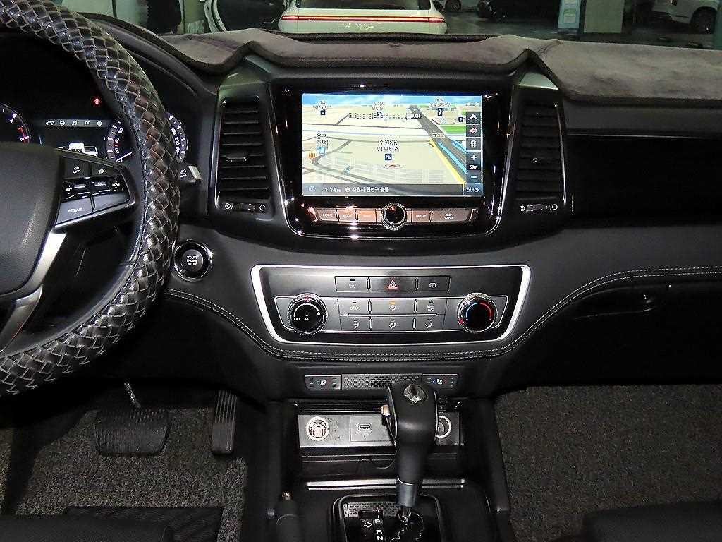 KG모빌리티(쌍용) 렉스턴 렉스턴 스포츠 칸 디젤 2.2 4WD 5링크 프레스티지 스페셜 이미지 11