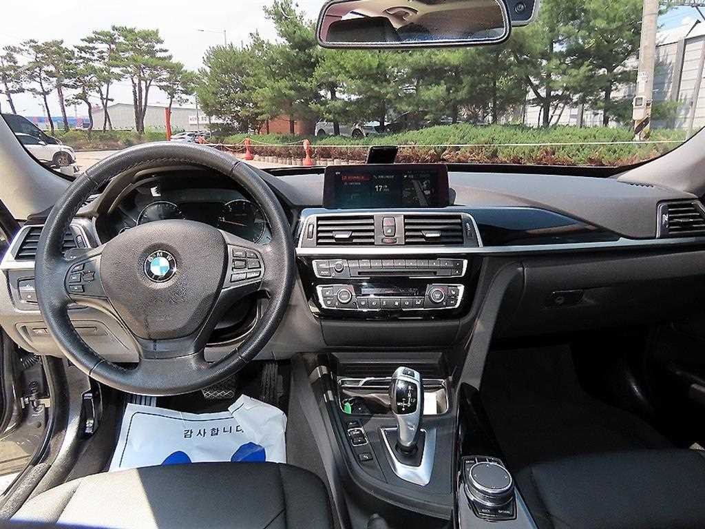 BMW 그란투리스모 3시리즈 GT (F34) GT 320D 이미지 7
