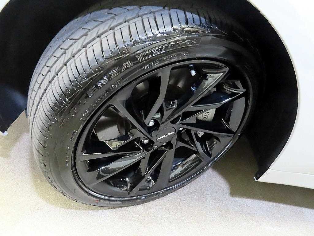 제네시스 G70 더 뉴 G70 가솔린 2.5T 4WD 기본형 이미지 20