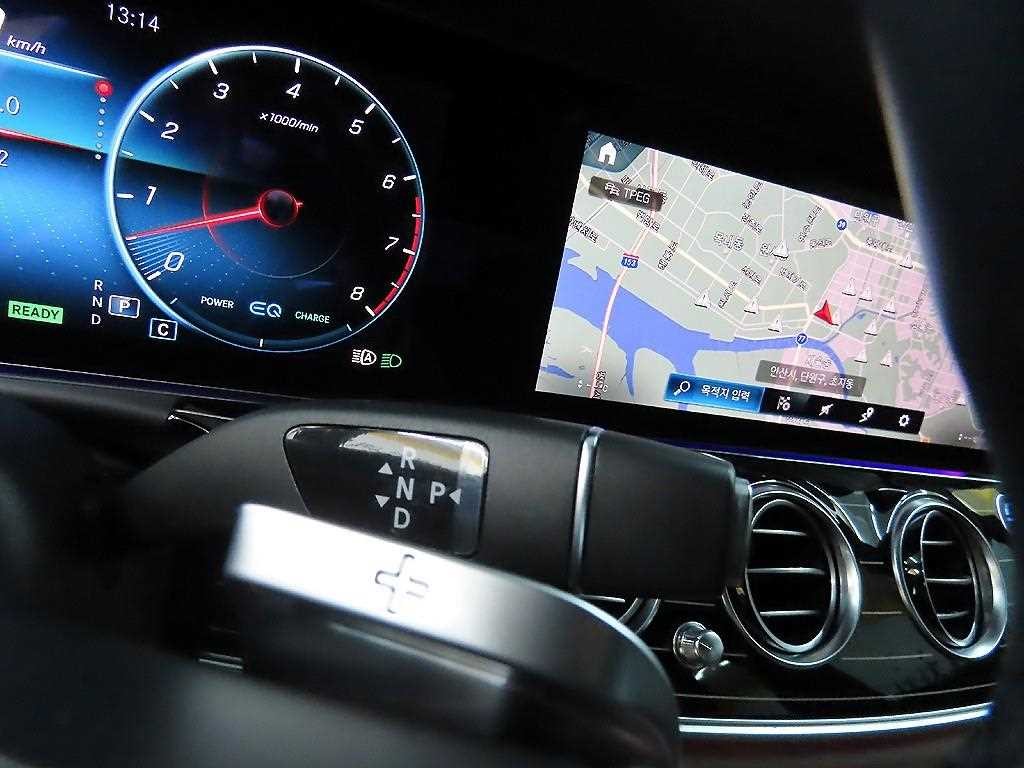 벤츠 E 클래스 E-클래스 W213 E450 4MATIC 익스클루시브 이미지 10