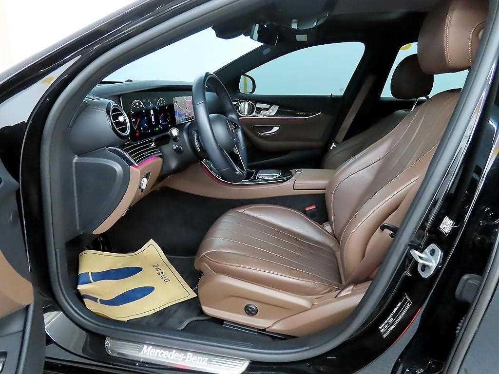 벤츠 E 클래스 E-클래스 W213 E450 4MATIC 익스클루시브 이미지 5