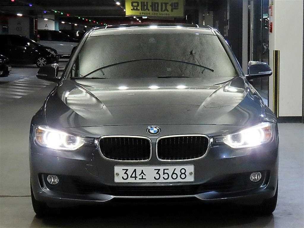 BMW 3시리즈 3시리즈 (F30) 320i 이미지 2