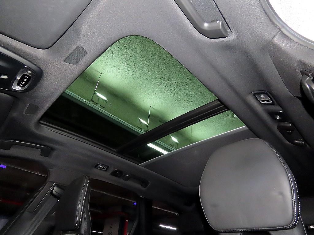 볼보 XC60 XC60(2세대) T8 AWD R-디자인 이미지 14