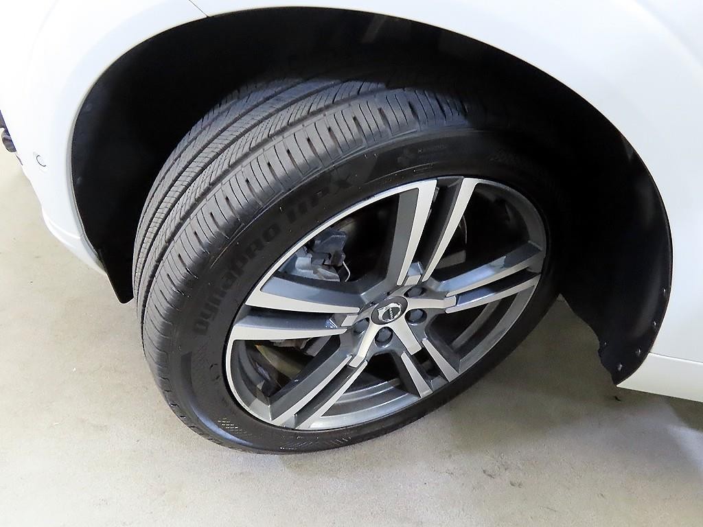 볼보 XC60 XC60(2세대) T8 AWD R-디자인 이미지 20