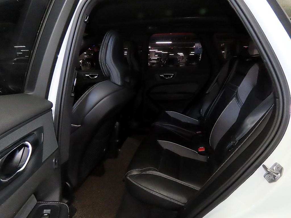 볼보 XC60 XC60(2세대) T8 AWD R-디자인 이미지 7