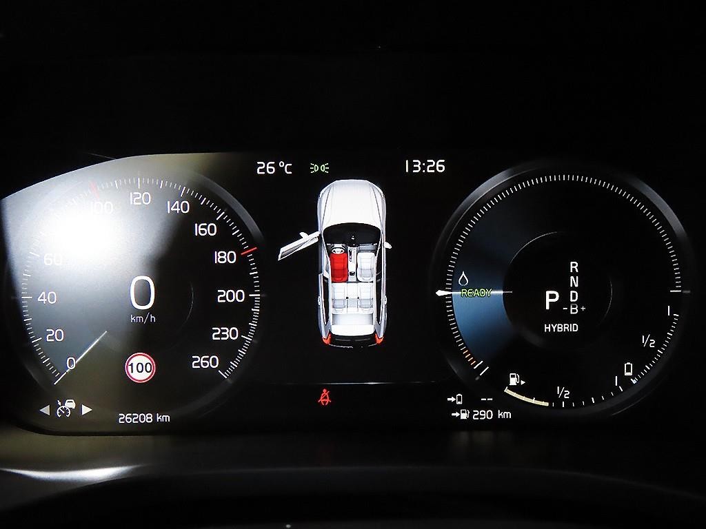 볼보 XC60 XC60(2세대) T8 AWD R-디자인 이미지 9