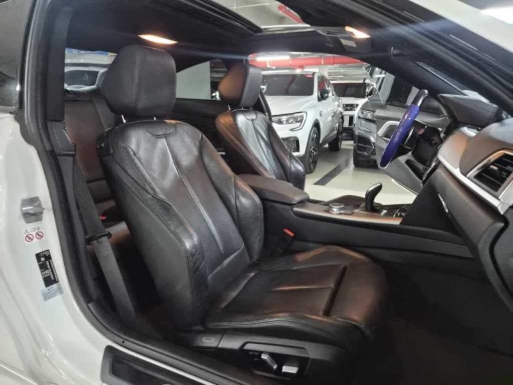 BMW 4시리즈 4시리즈 (F32) 420d 쿠페 M 스포츠 이미지 15