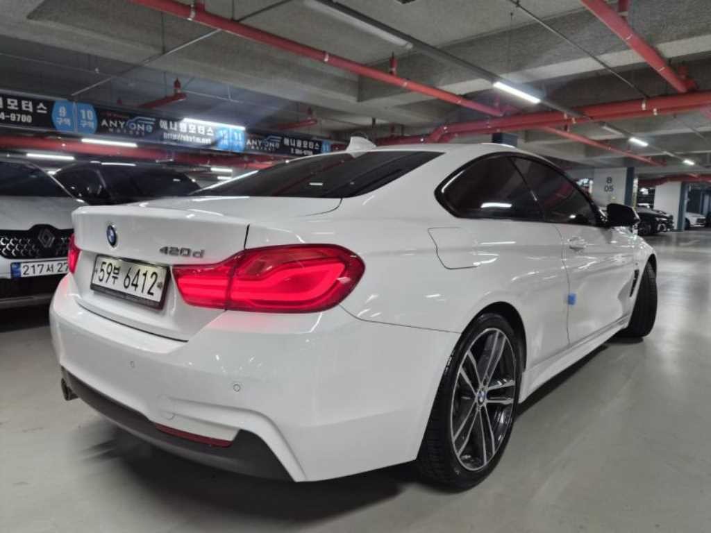 BMW 4시리즈 4시리즈 (F32) 420d 쿠페 M 스포츠 이미지 3