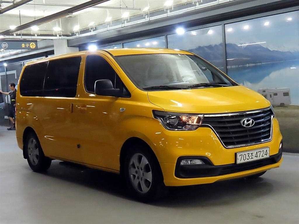 현대 스타렉스 더 뉴 그랜드 스타렉스 2WD 웨건 12인승 스마트 이미지 1