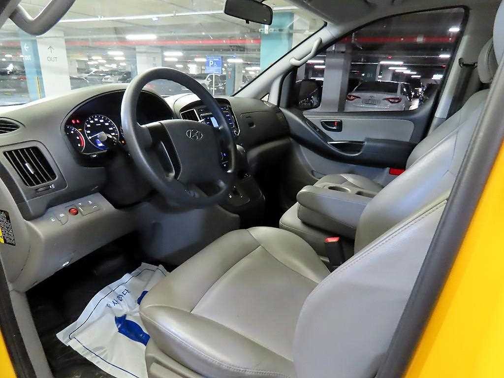 현대 스타렉스 더 뉴 그랜드 스타렉스 2WD 웨건 12인승 스마트 이미지 10