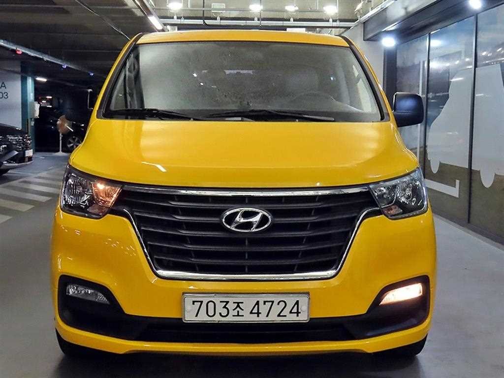 현대 스타렉스 더 뉴 그랜드 스타렉스 2WD 웨건 12인승 스마트 이미지 2