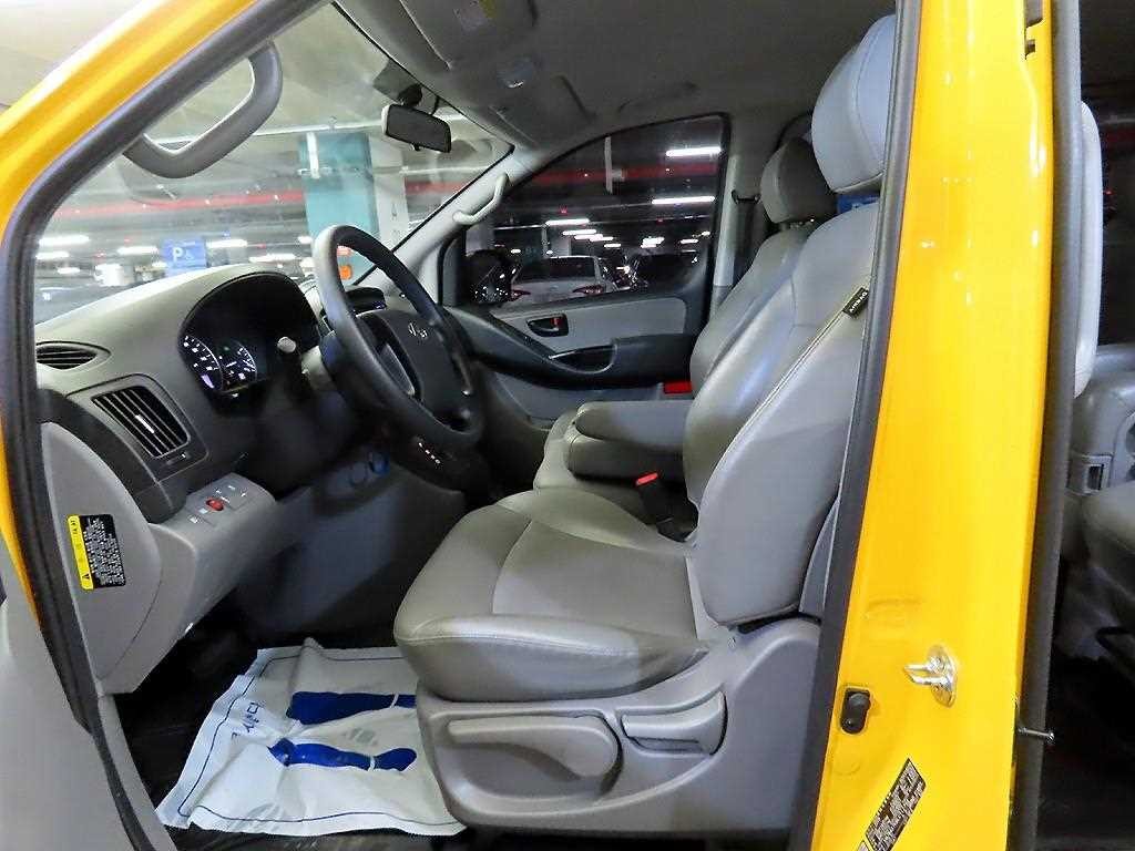 현대 스타렉스 더 뉴 그랜드 스타렉스 2WD 웨건 12인승 스마트 이미지 6