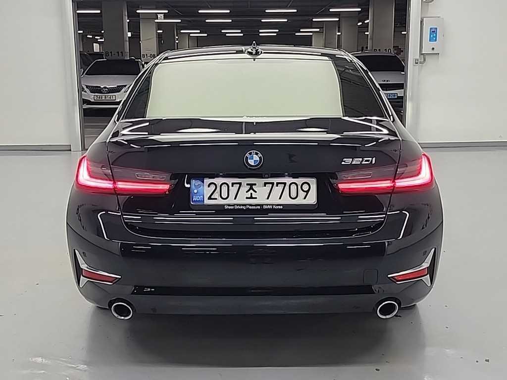 BMW 3시리즈 3시리즈 (G20) 320i 럭셔리 이미지 3