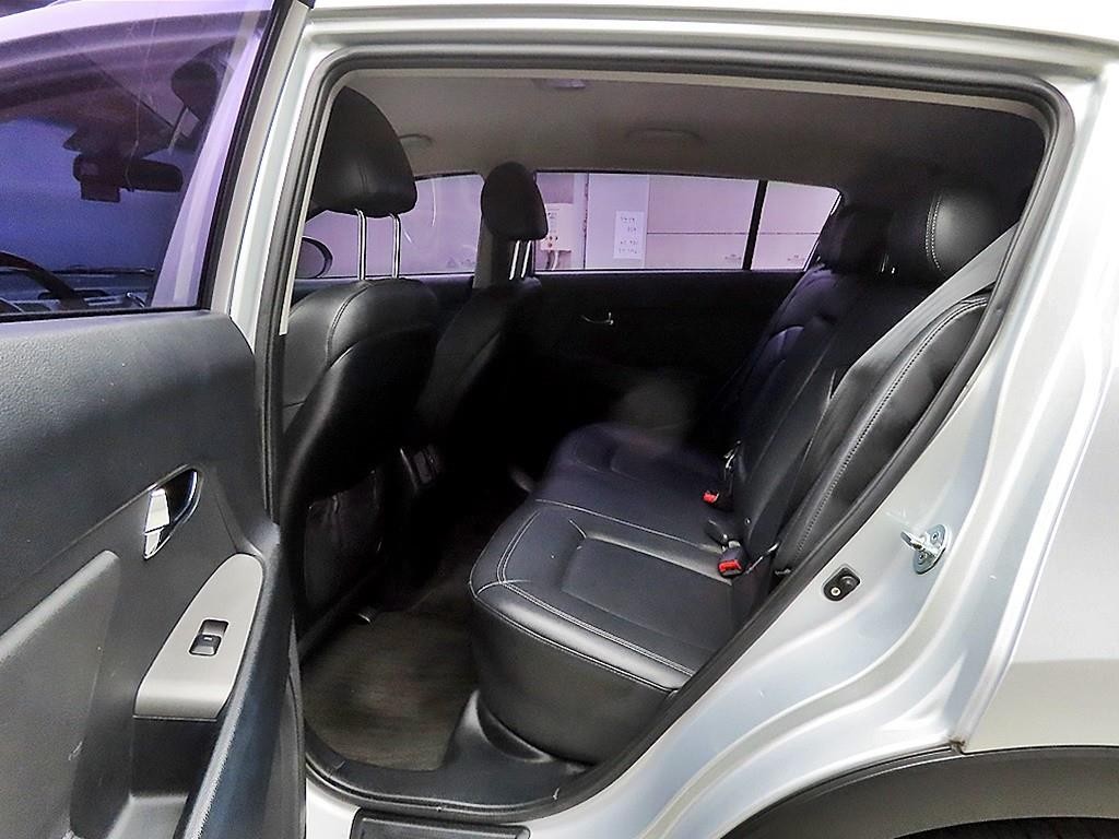 기아 스포티지 더 뉴 스포티지 R 디젤 2WD 트렌디 이미지 6