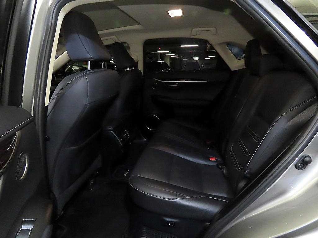 렉서스 NX NX 300h 이그제큐티브 이미지 7