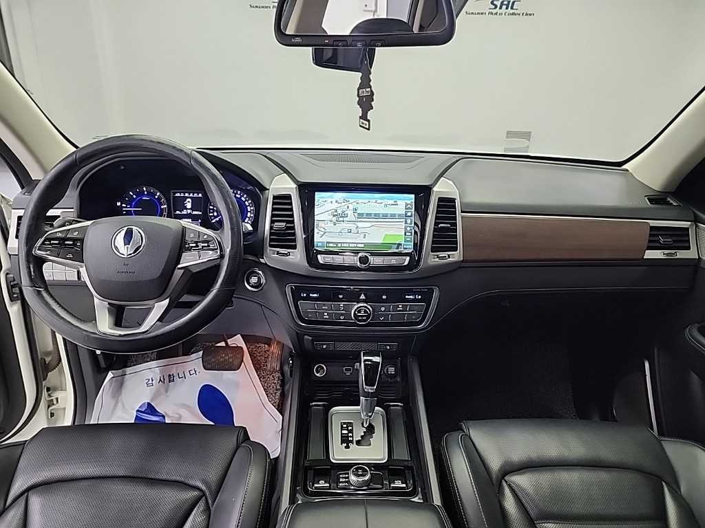 KG모빌리티(쌍용) 렉스턴 G4렉스턴 디젤 2.2 4WD 유라시아 에디션 이미지 7