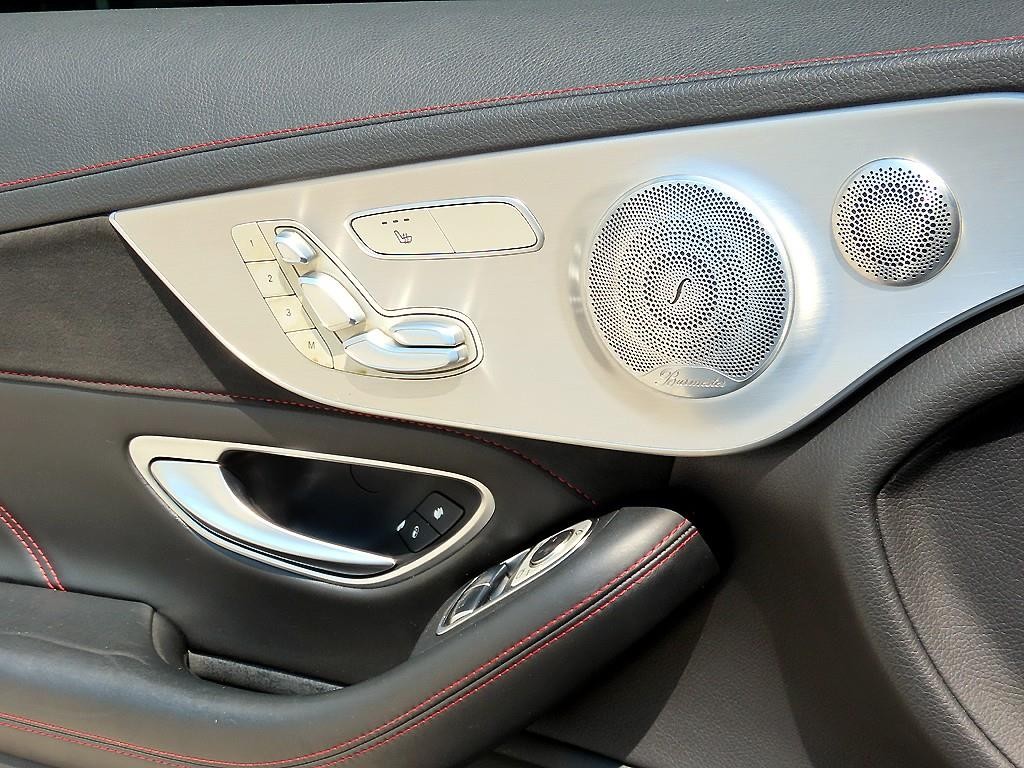 벤츠 C 클래스 C클래스 W205 C63 AMG 쿠페 이미지 11