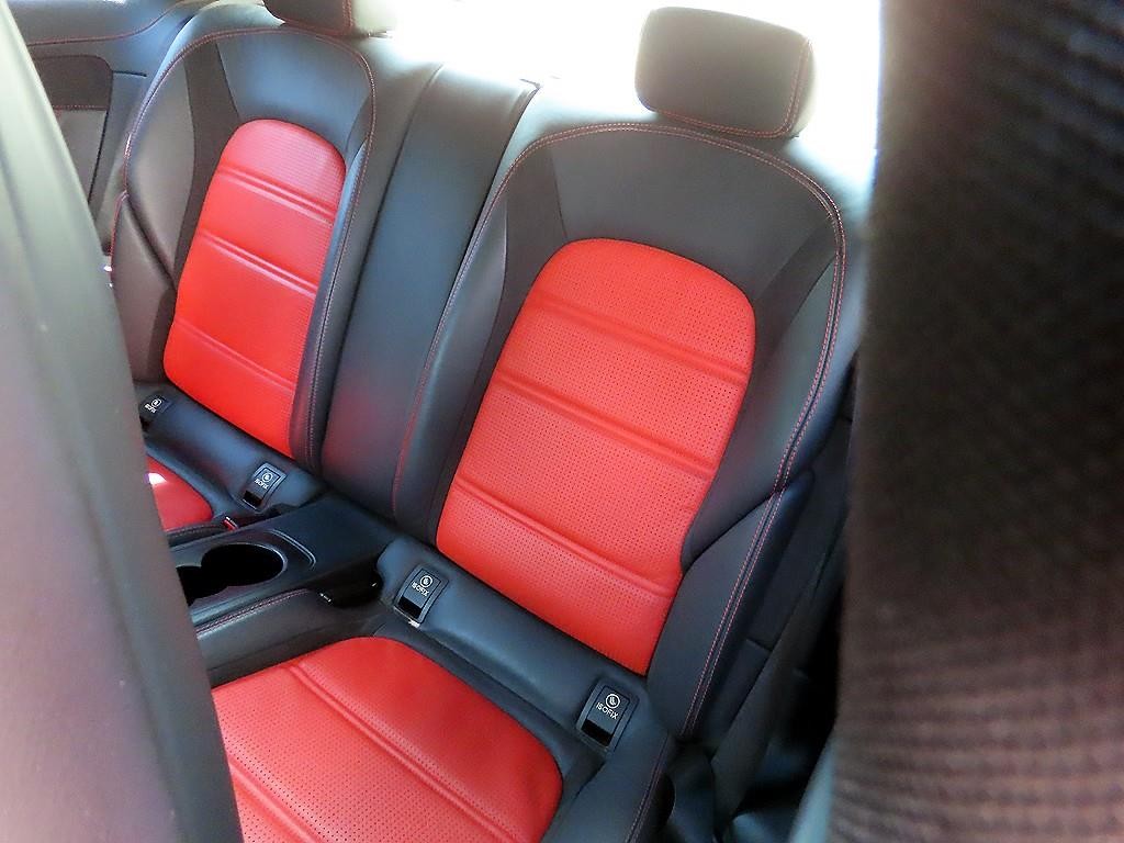 벤츠 C 클래스 C클래스 W205 C63 AMG 쿠페 이미지 6