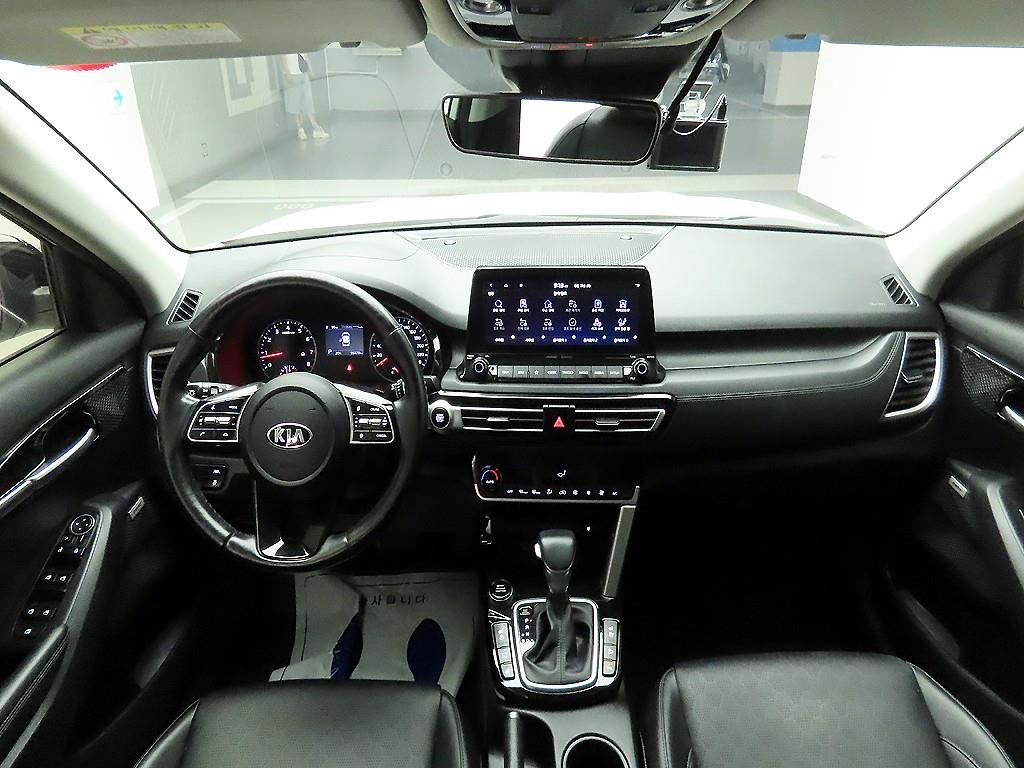 기아 셀토스 가솔린 1.6 터보 2WD 노블레스 이미지 8